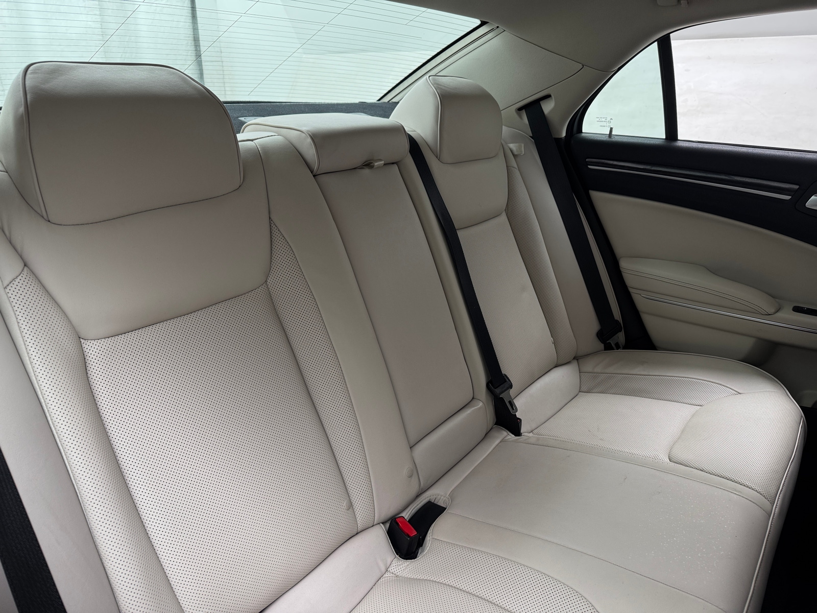 Thumbnail: 2017 Chrysler 300 - 5