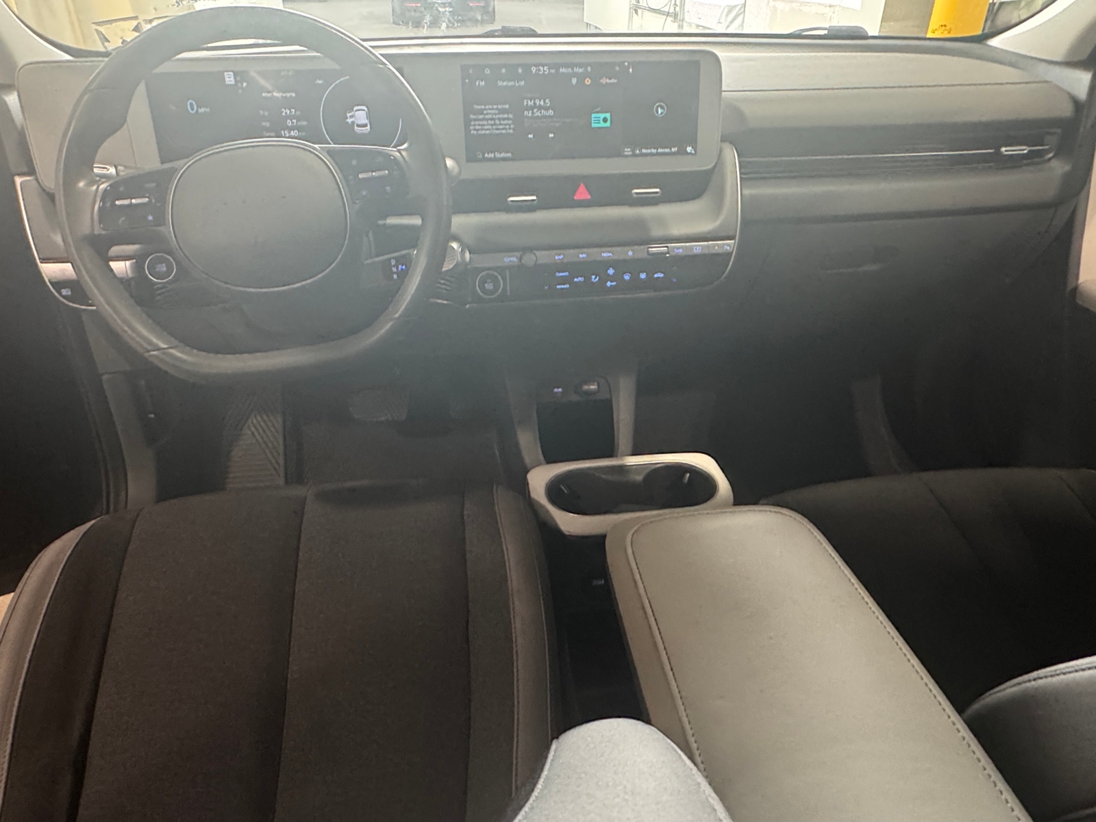 Thumbnail: 2022 Hyundai Ioniq 5 - 3