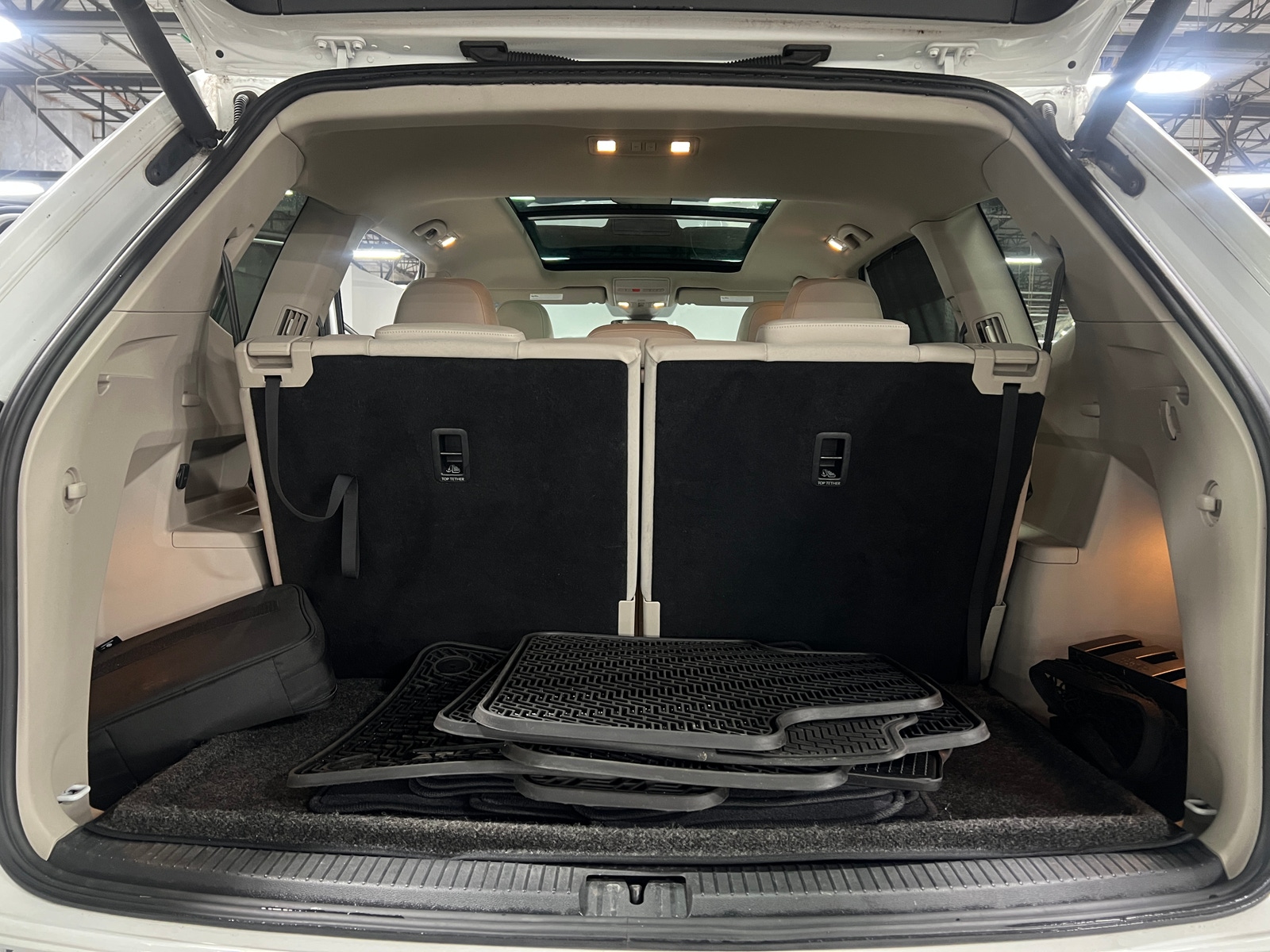Thumbnail: 2018 Volkswagen Atlas - 6