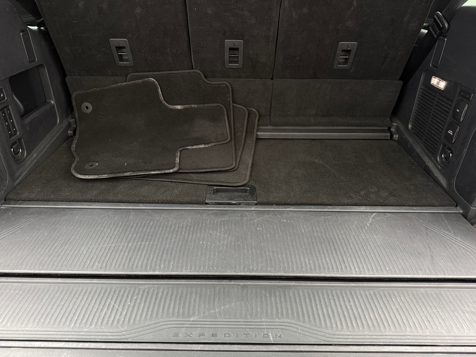 Thumbnail: 2025 Ford Expedition - 7