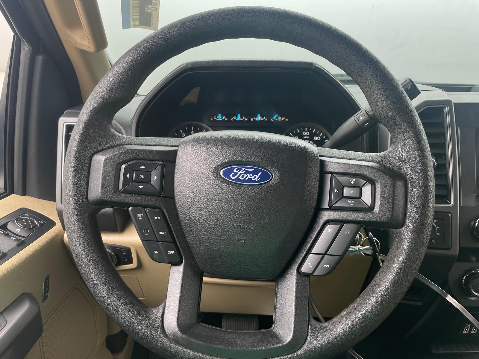 Thumbnail: 2019 Ford Econoline - 5