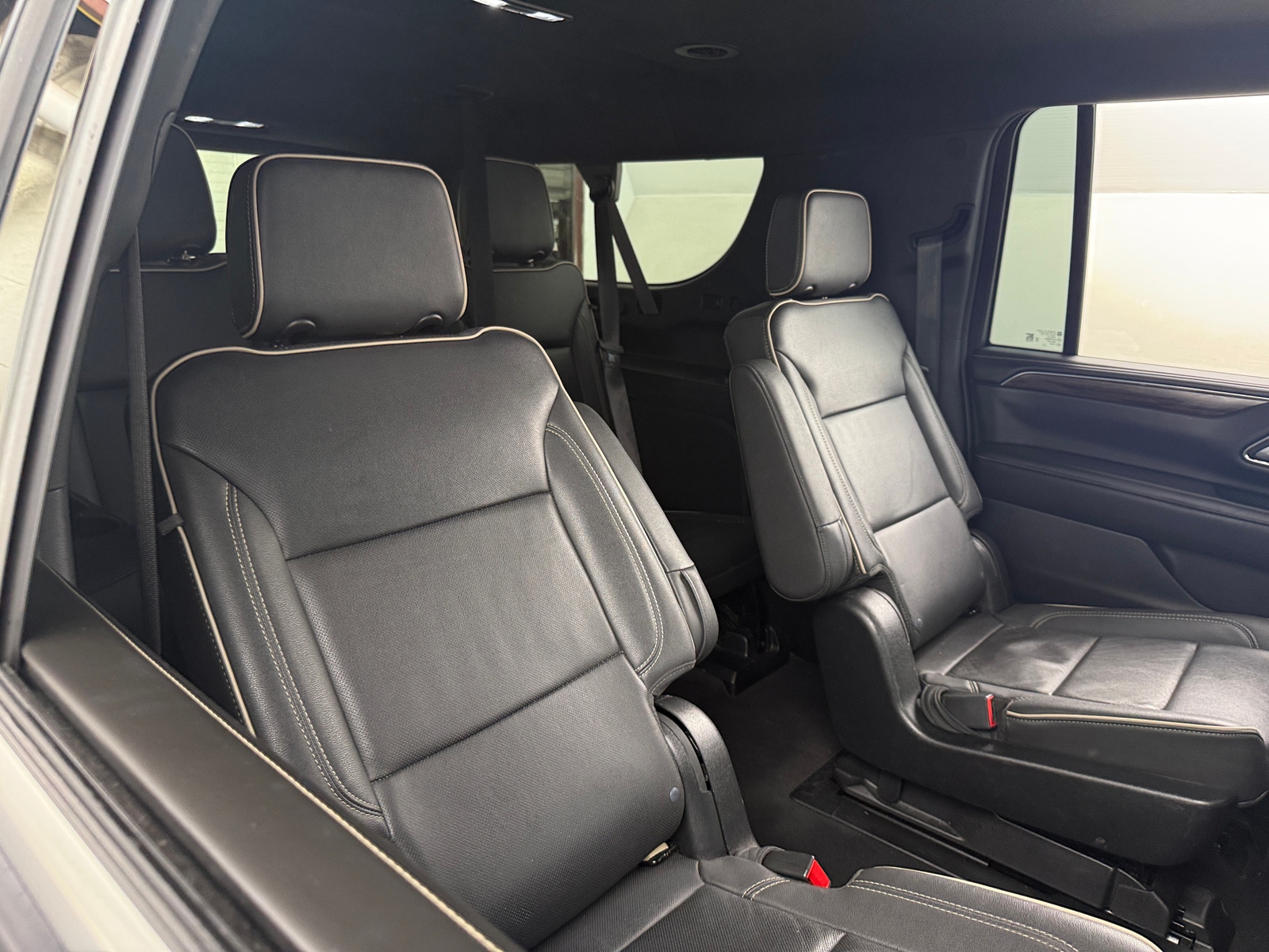 Thumbnail: 2023 Chevrolet Suburban - 5