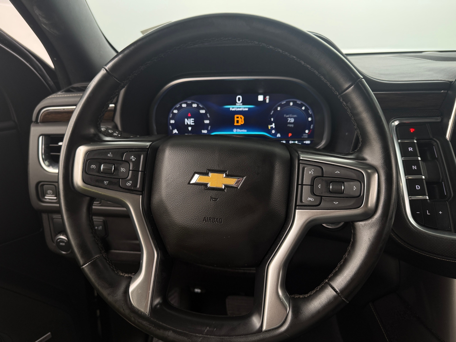 Thumbnail: 2023 Chevrolet Suburban - 4