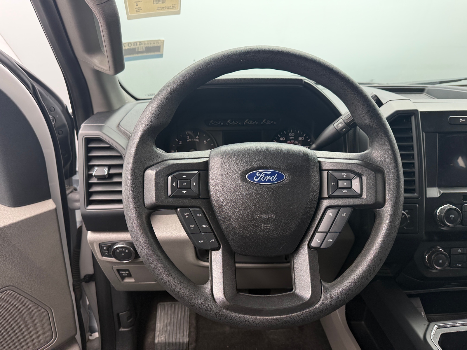 Thumbnail: 2020 Ford Econoline - 5