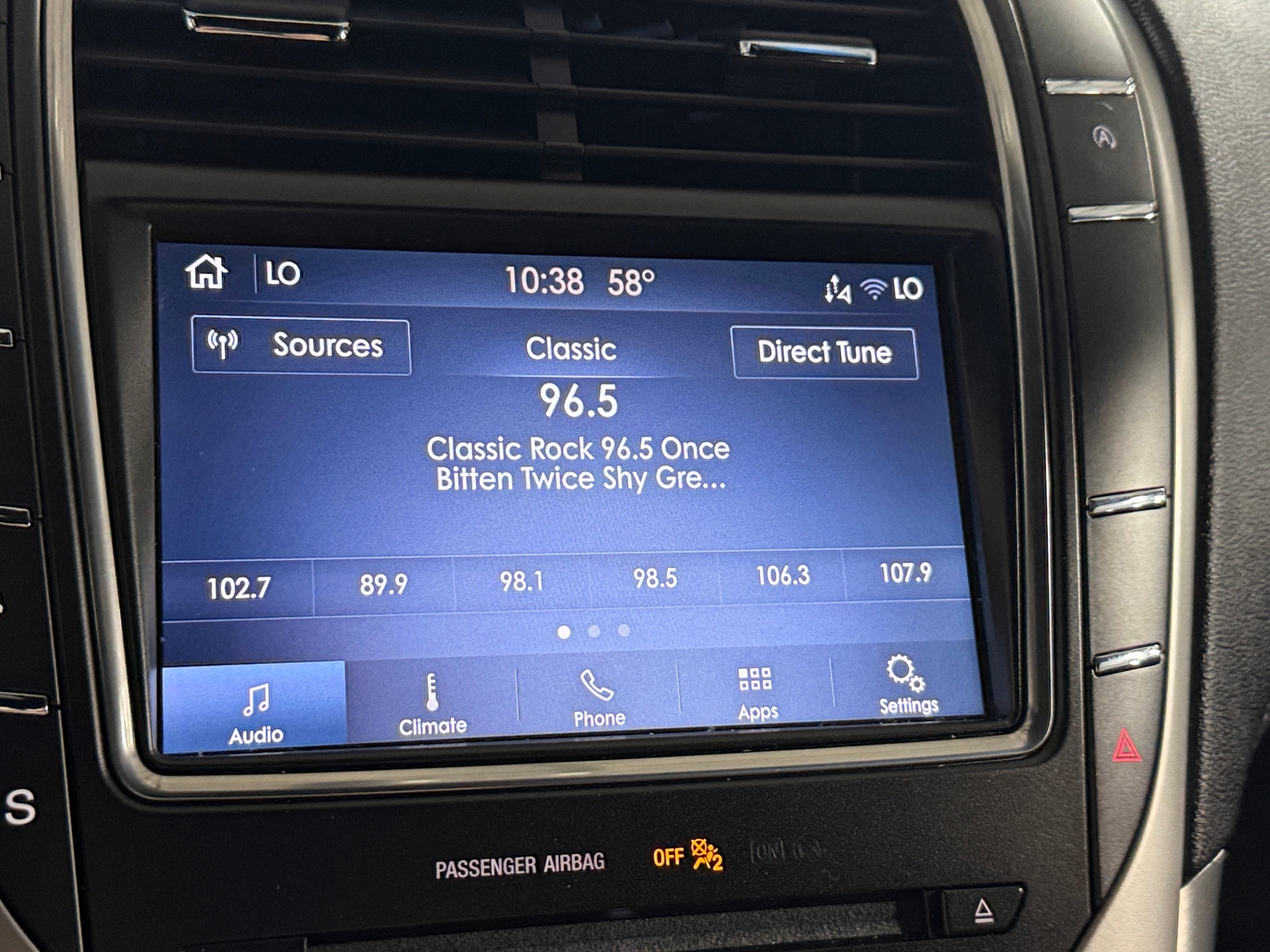 Thumbnail: 2019 Lincoln Nautilus - 3