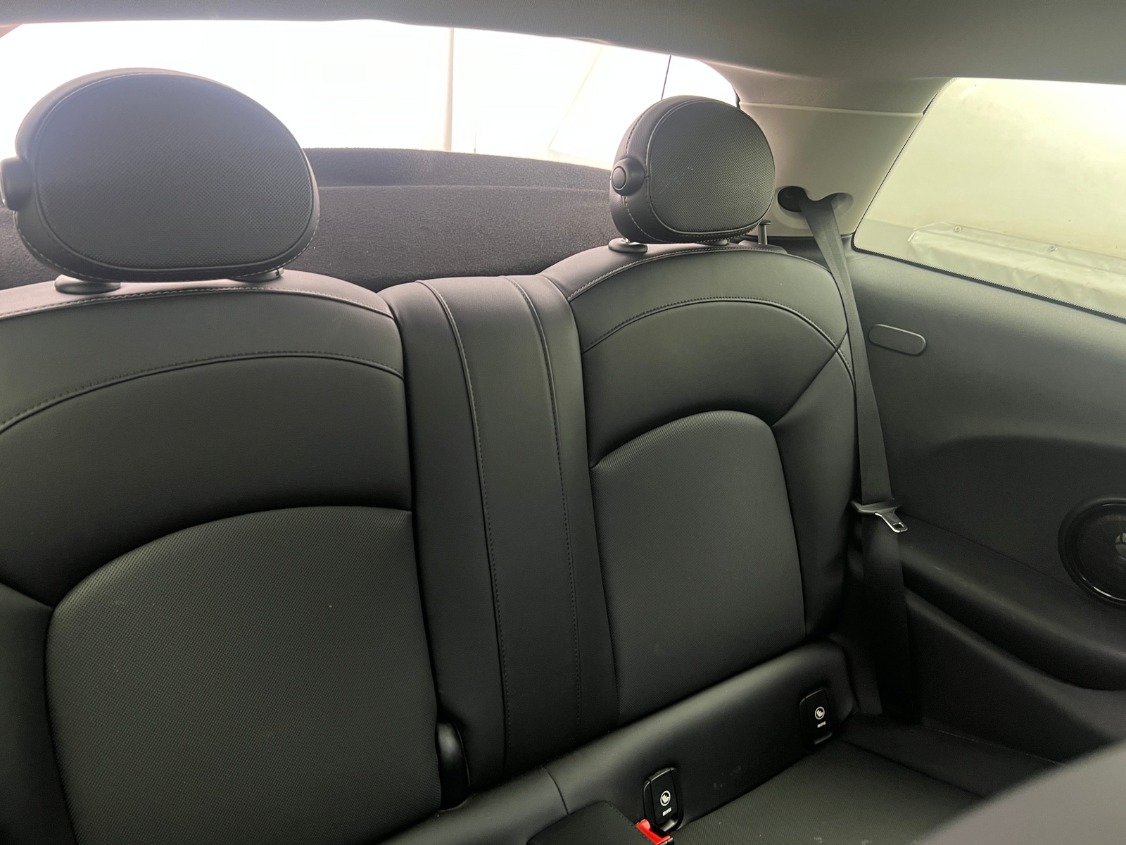 Thumbnail: 2015 MINI Cooper Hardtop - 5