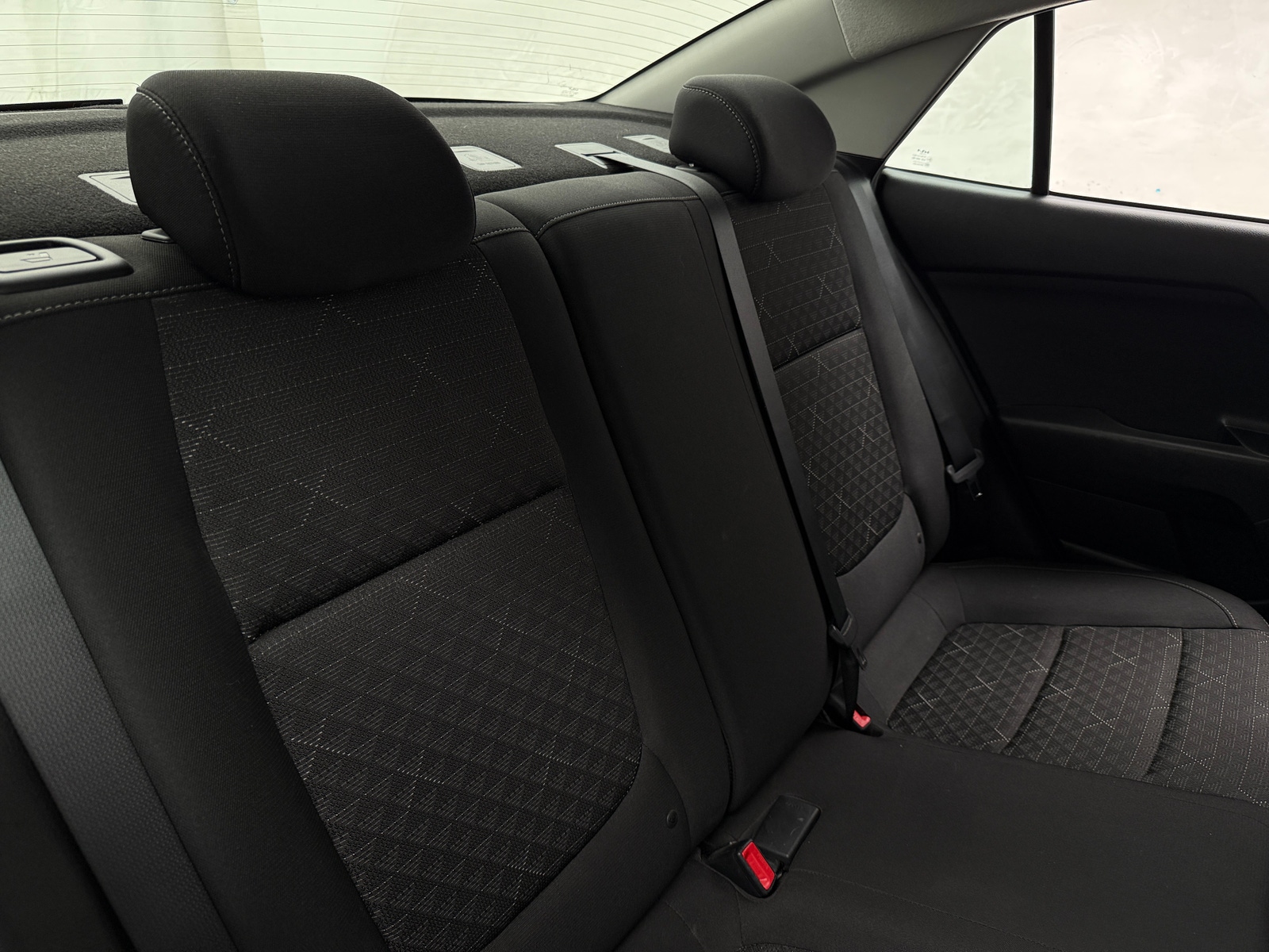 Thumbnail: 2023 Kia Rio - 6