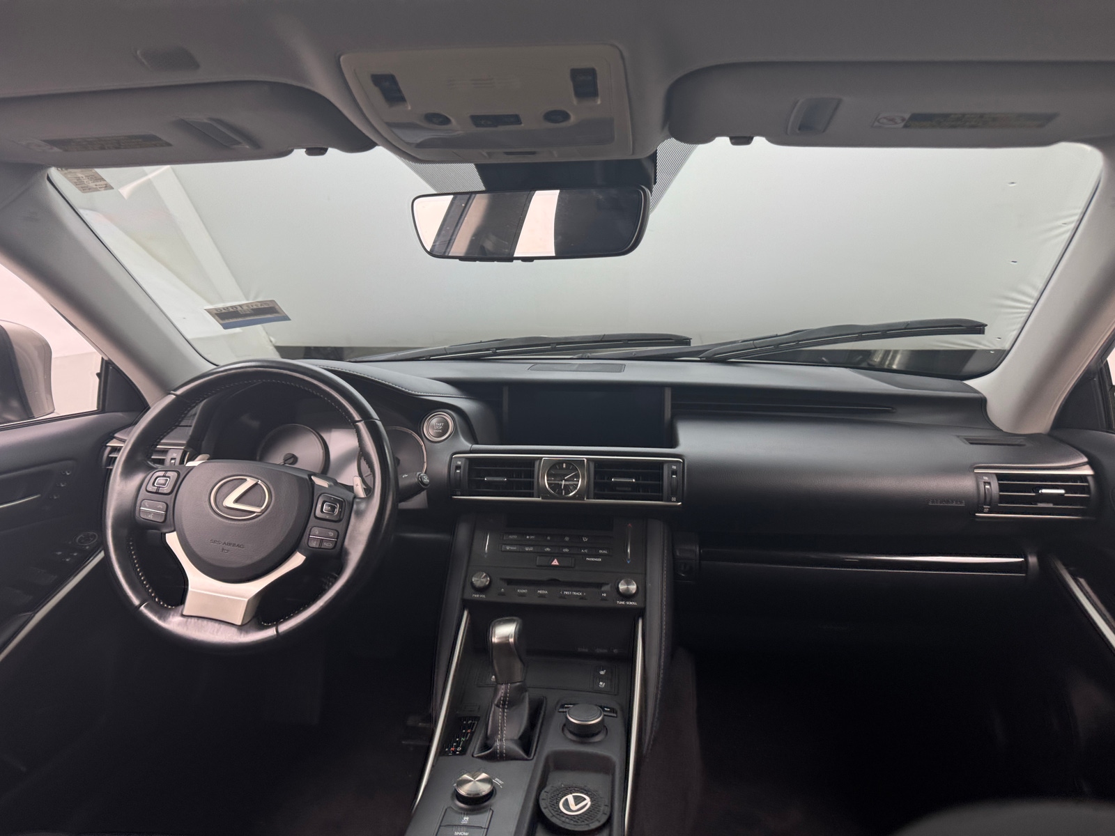 Thumbnail: 2019 Lexus IS - 2