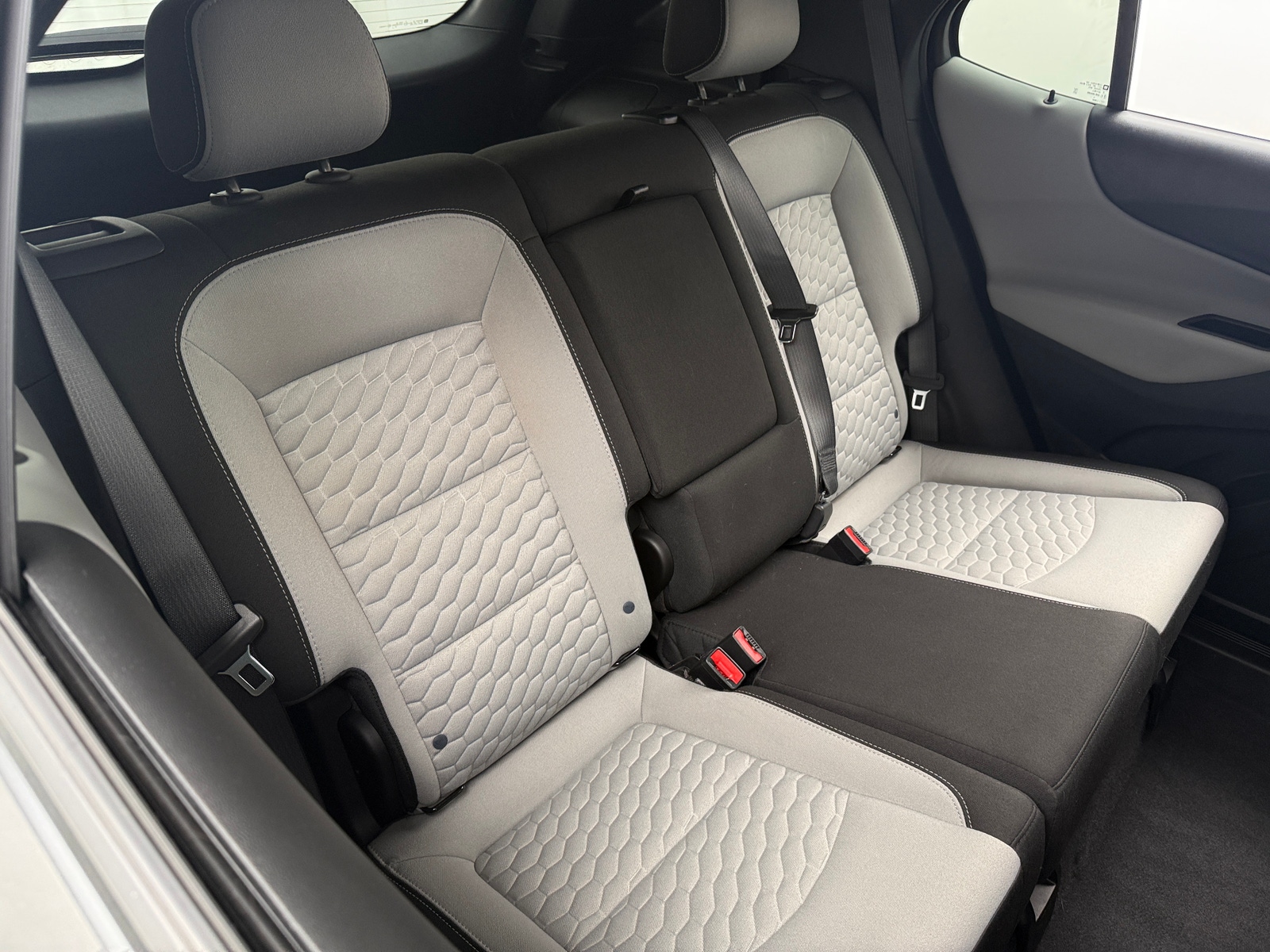 Thumbnail: 2021 Chevrolet Equinox - 6