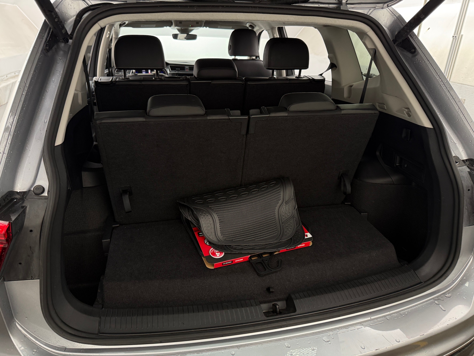 Thumbnail: 2024 Volkswagen Tiguan - 6