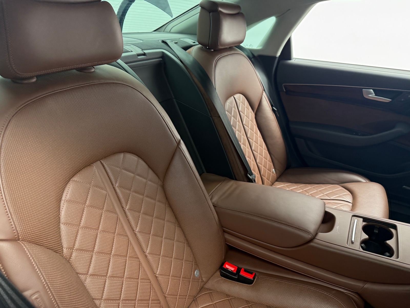 Thumbnail: 2013 Audi A8 - 5