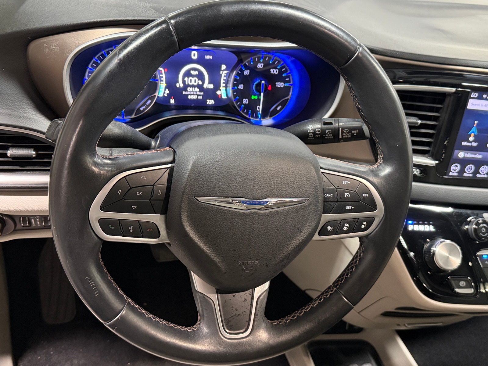 Thumbnail: 2018 Chrysler Pacifica - 4