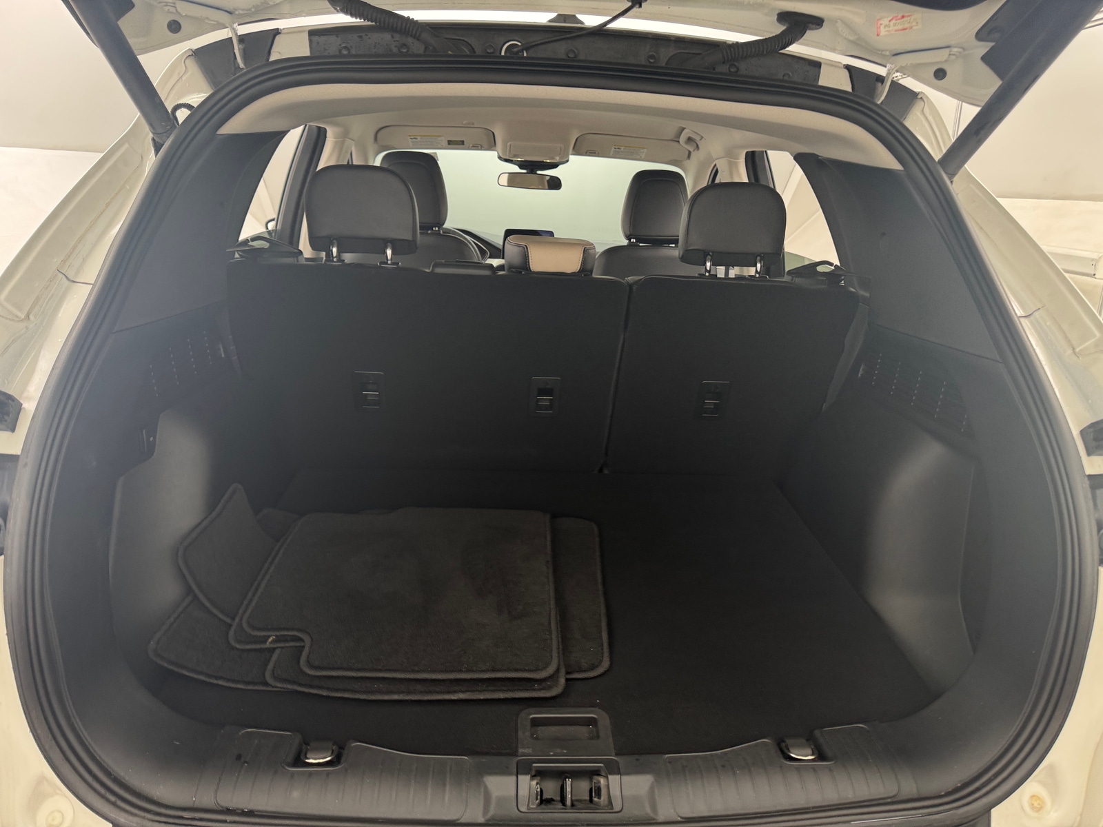 Thumbnail: 2021 Ford Escape - 6