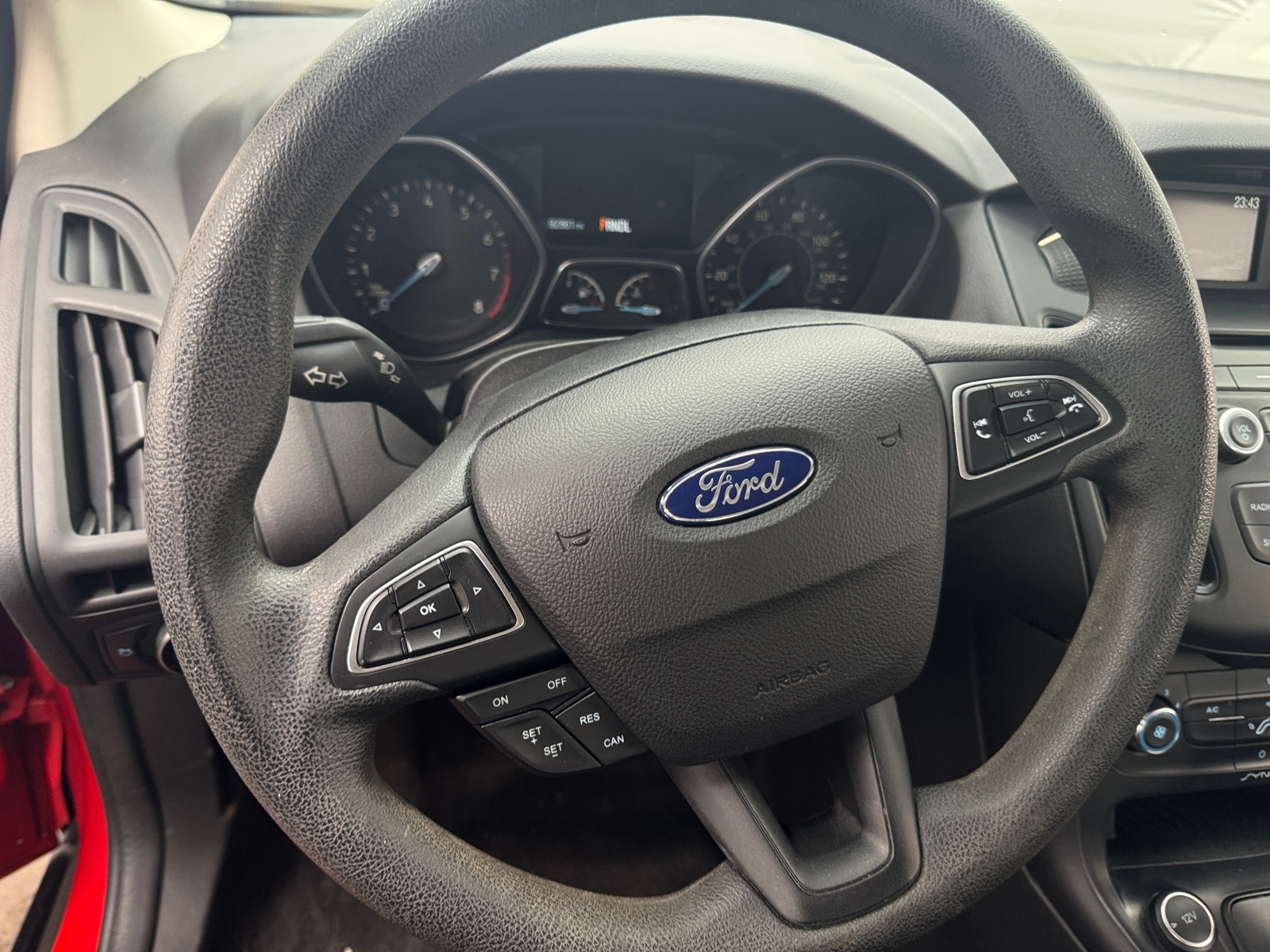 Thumbnail: 2017 Ford Focus - 5