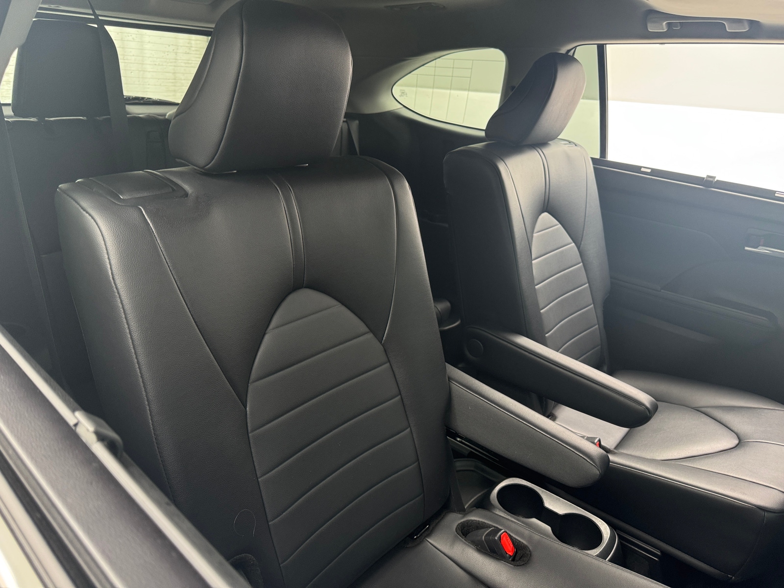 Thumbnail: 2024 Toyota Highlander - 5