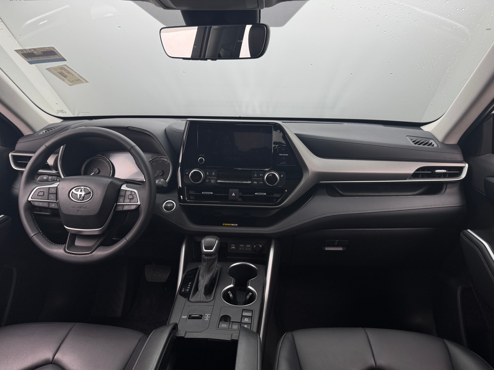 Thumbnail: 2024 Toyota Highlander - 2