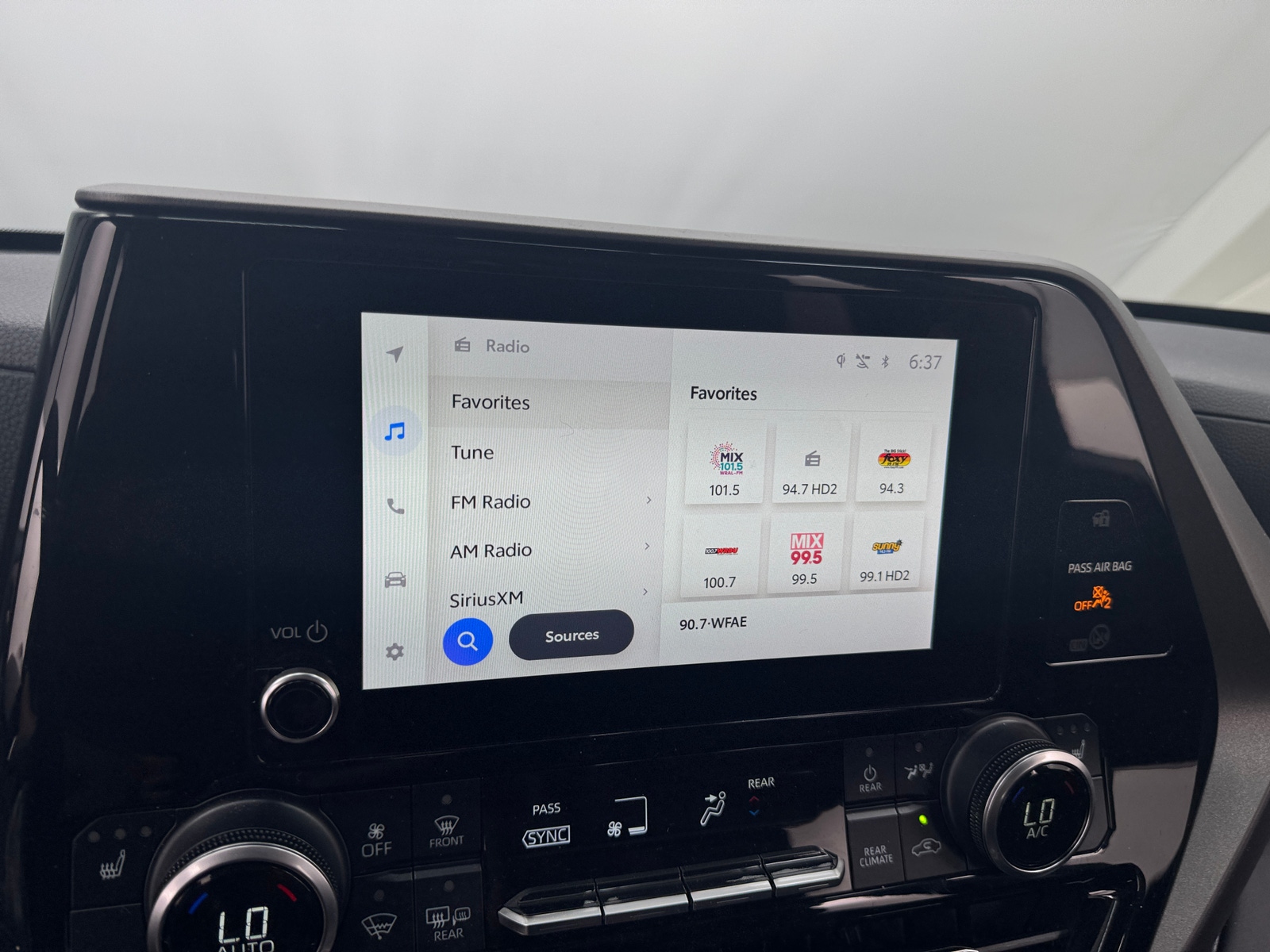 Thumbnail: 2024 Toyota Highlander - 3