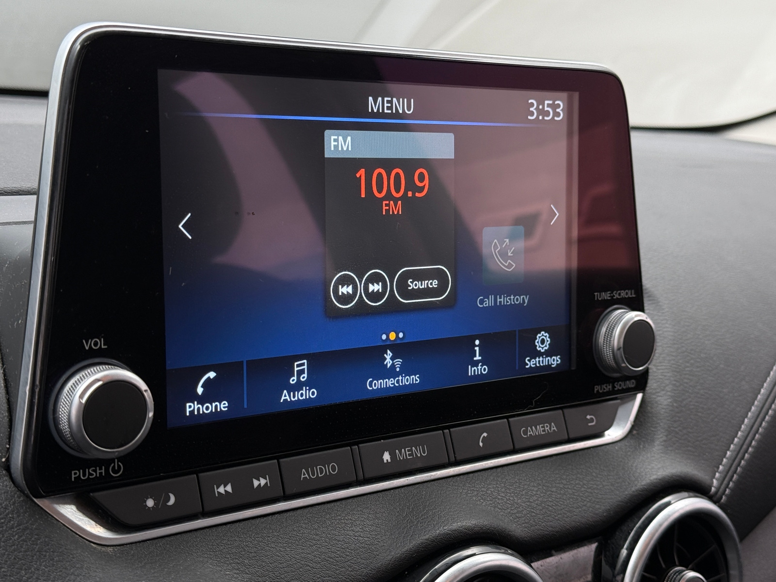 Thumbnail: 2024 Nissan Sentra - 4