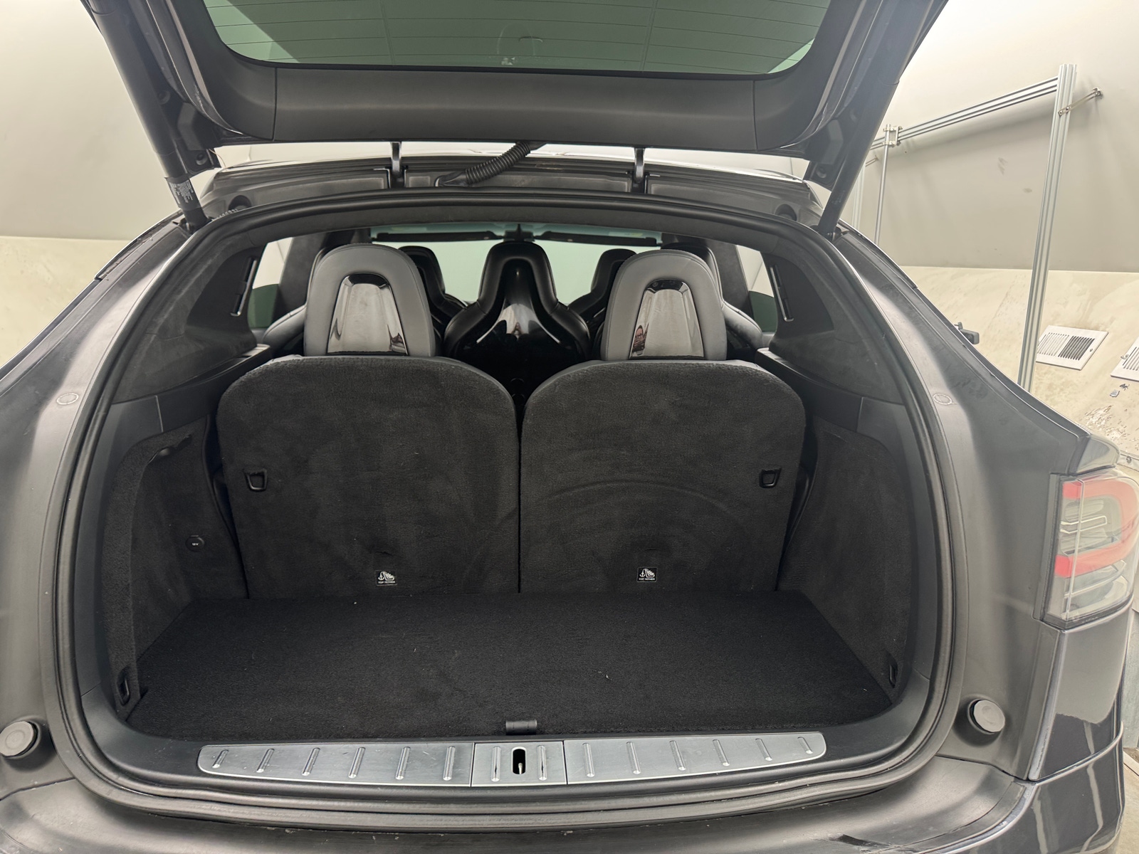 Thumbnail: 2016 Tesla Model X - 6