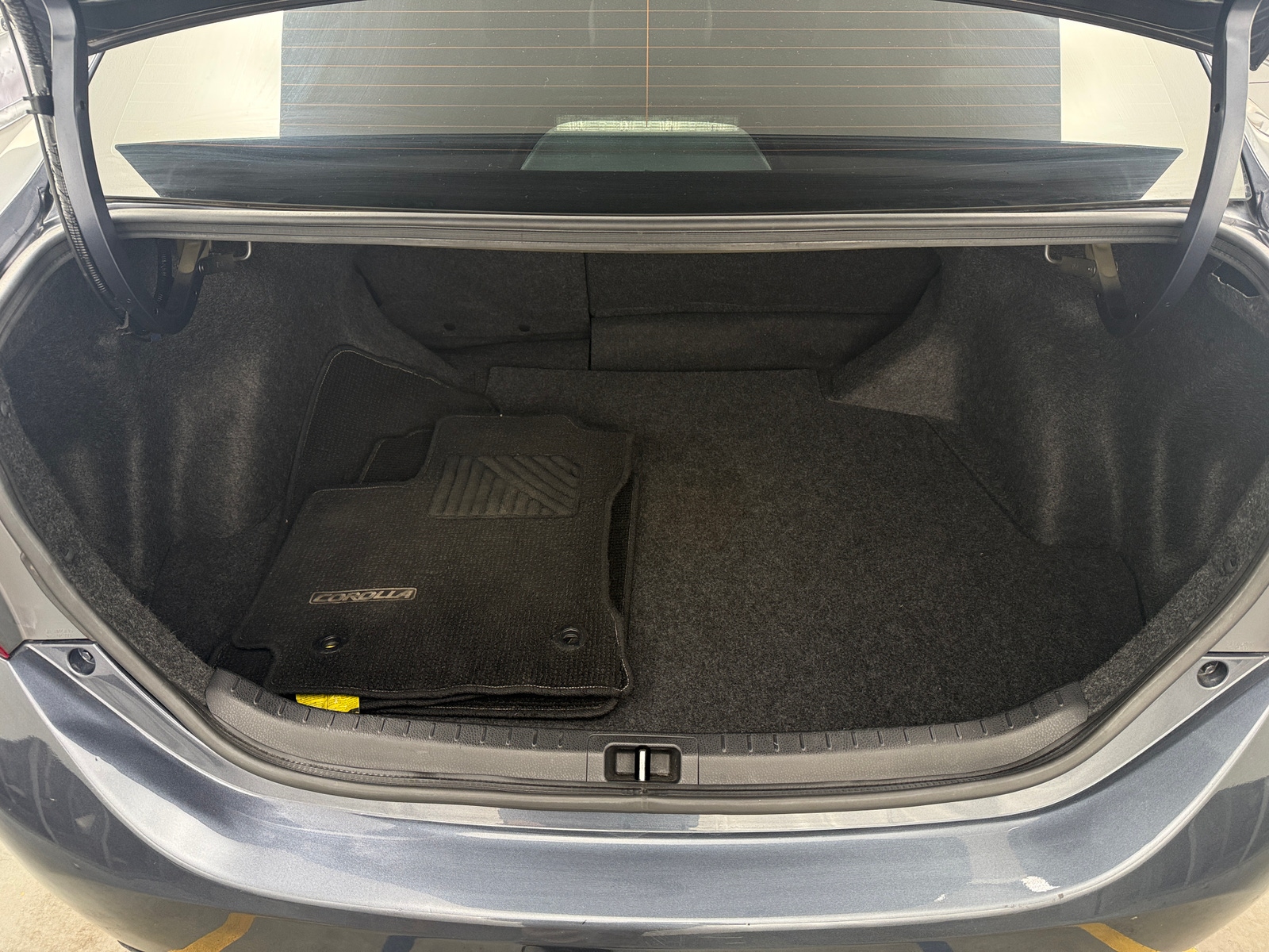 Thumbnail: 2018 Toyota Corolla - 7