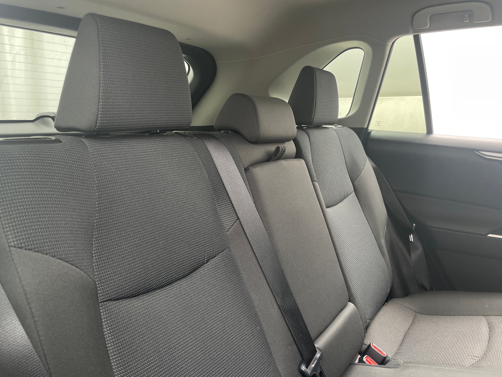 Thumbnail: 2025 Toyota RAV4 - 6