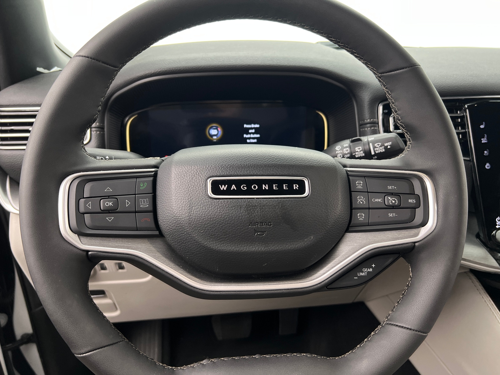 Thumbnail: 2025 Jeep Wagoneer - 4