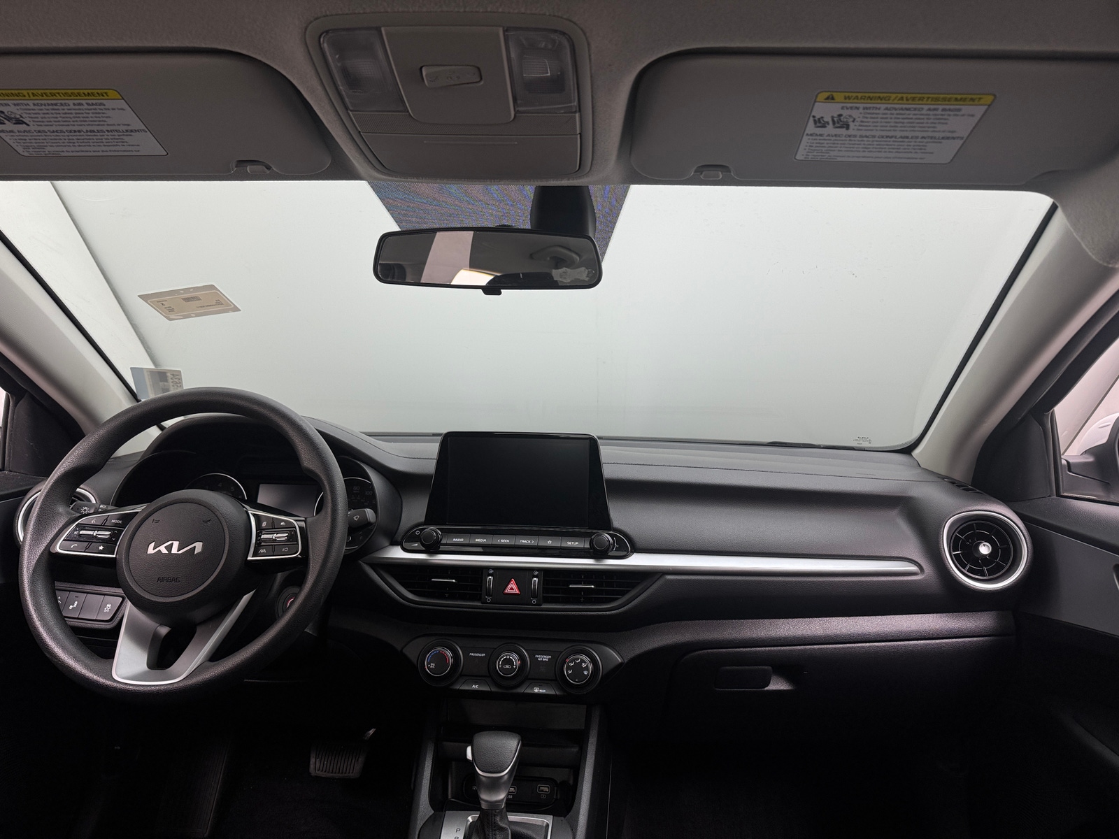 Thumbnail: 2024 Kia Forte - 3