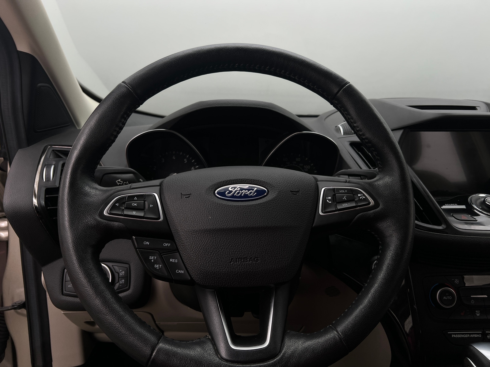 Thumbnail: 2018 Ford Escape - 4