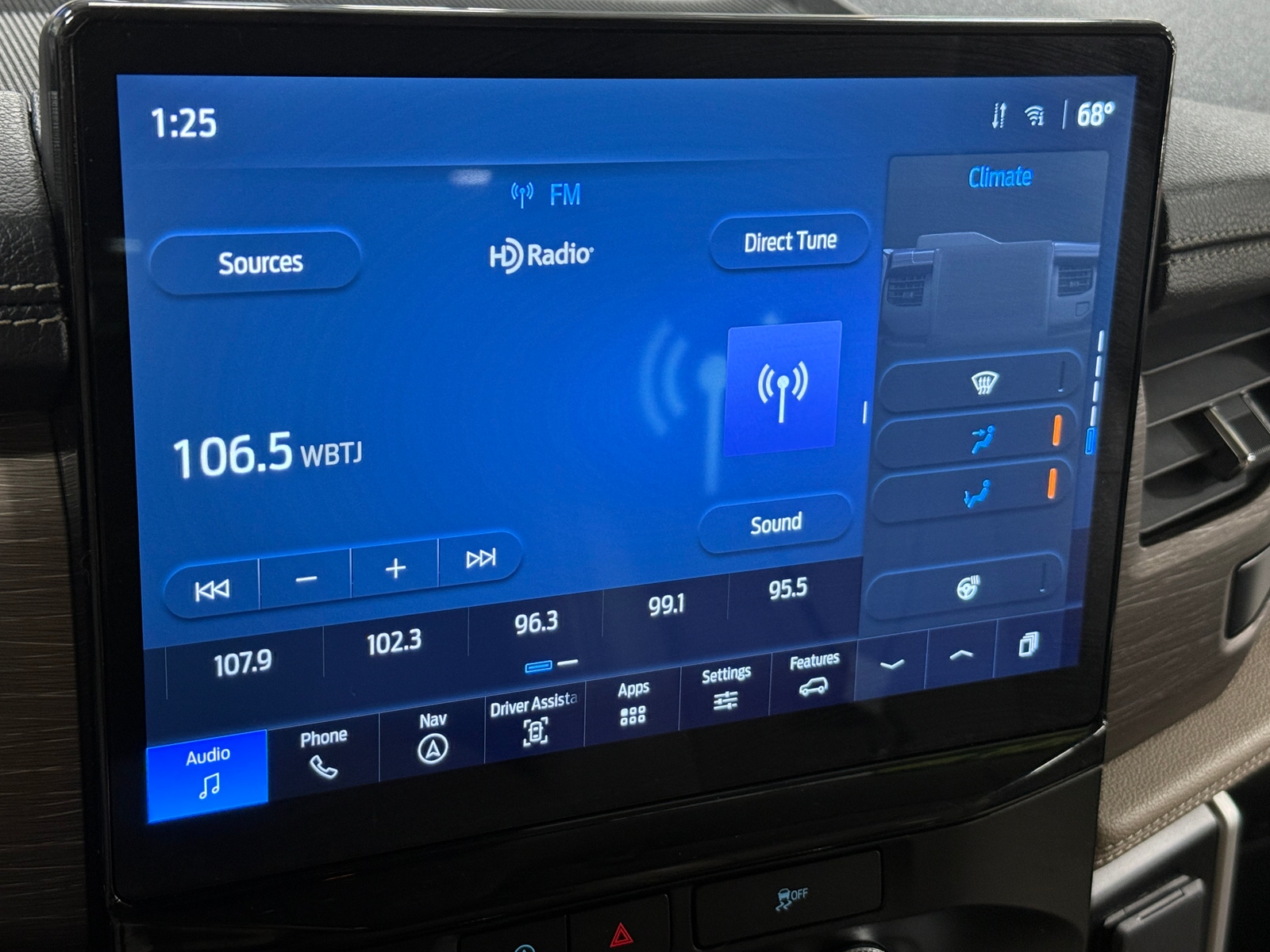 Thumbnail: 2024 Ford Expedition - 3