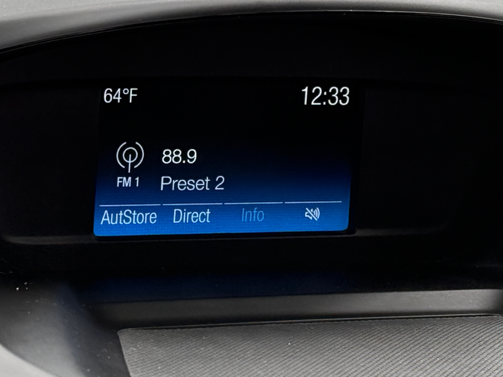 Thumbnail: 2018 Ford Escape - 4