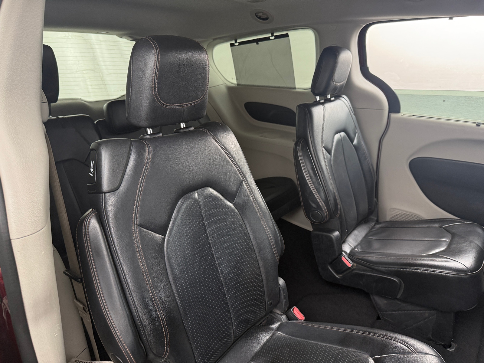 Thumbnail: 2019 Chrysler Pacifica - 5