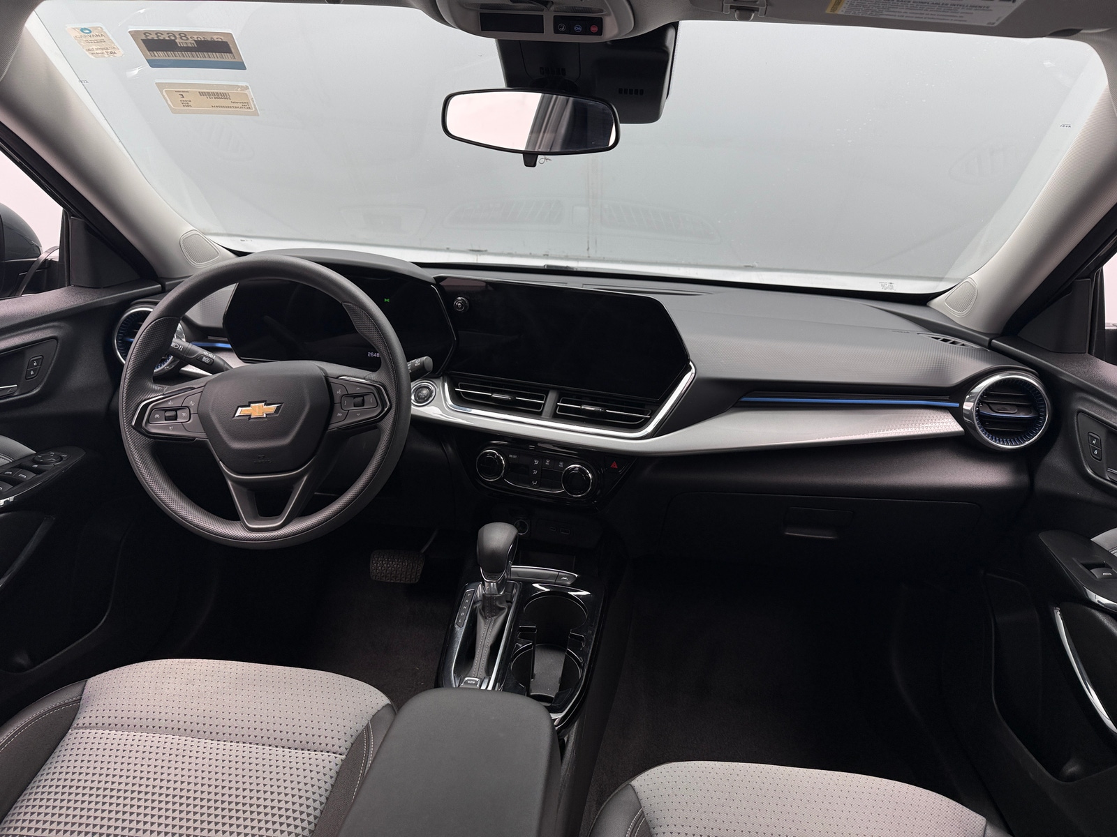 Thumbnail: 2025 Chevrolet Trax - 3