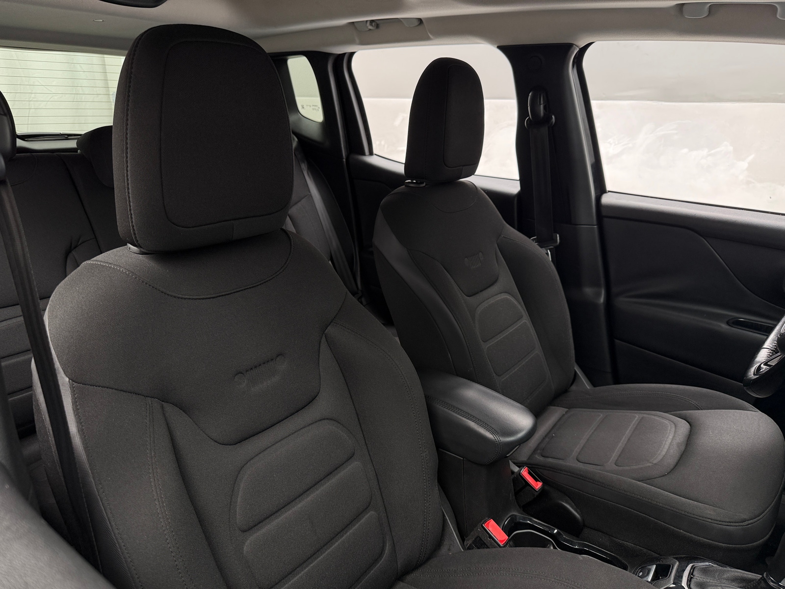 Thumbnail: 2016 Jeep Renegade - 2