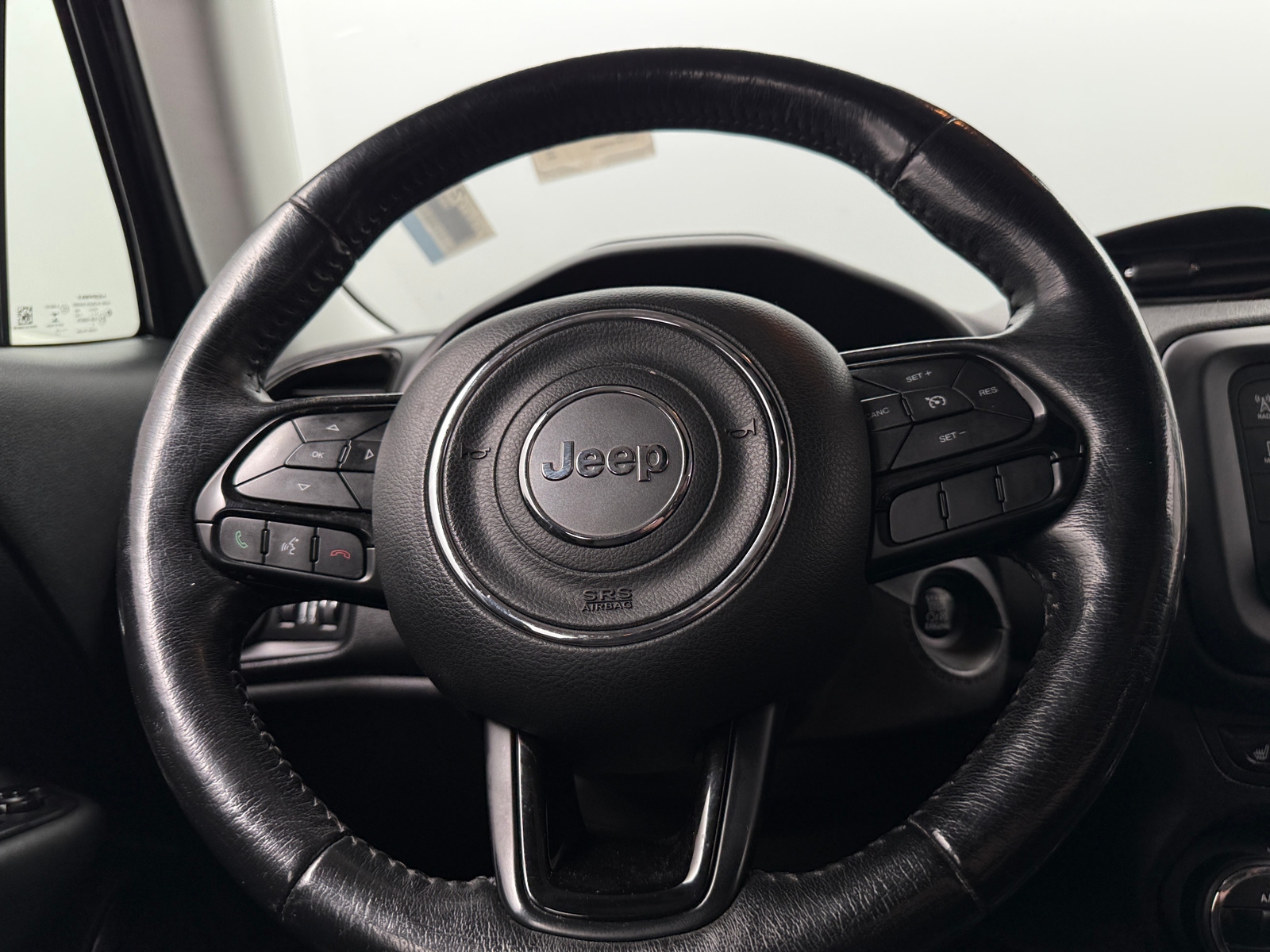 Thumbnail: 2016 Jeep Renegade - 5