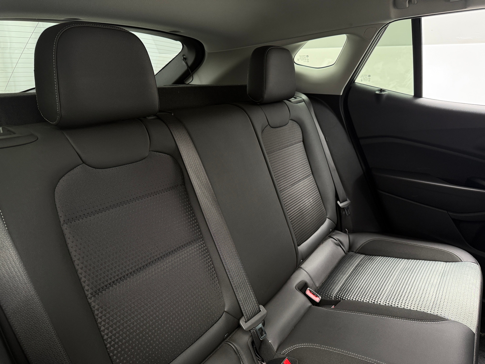 Thumbnail: 2025 Chevrolet Trax - 6