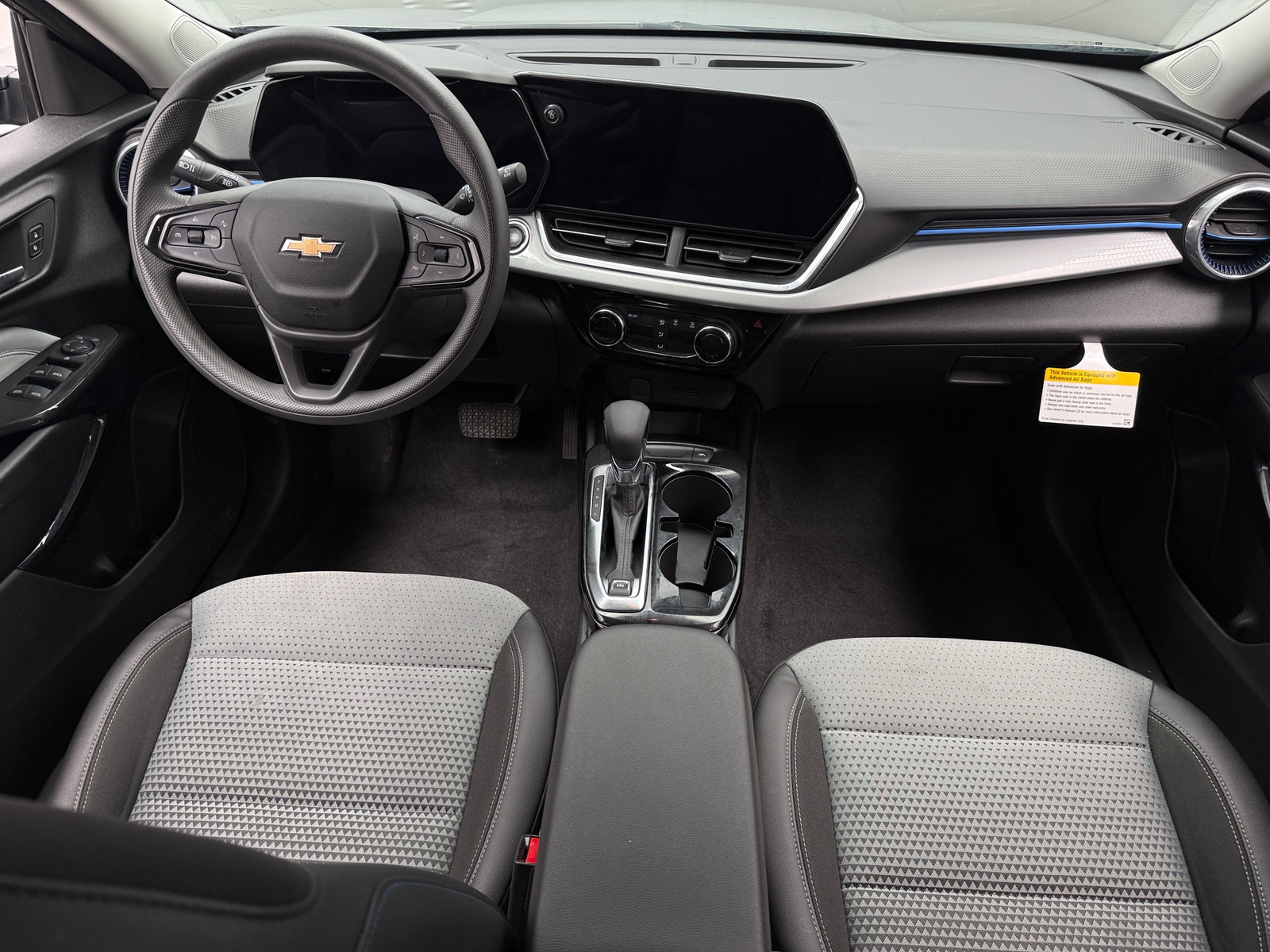 Thumbnail: 2025 Chevrolet Trax - 3