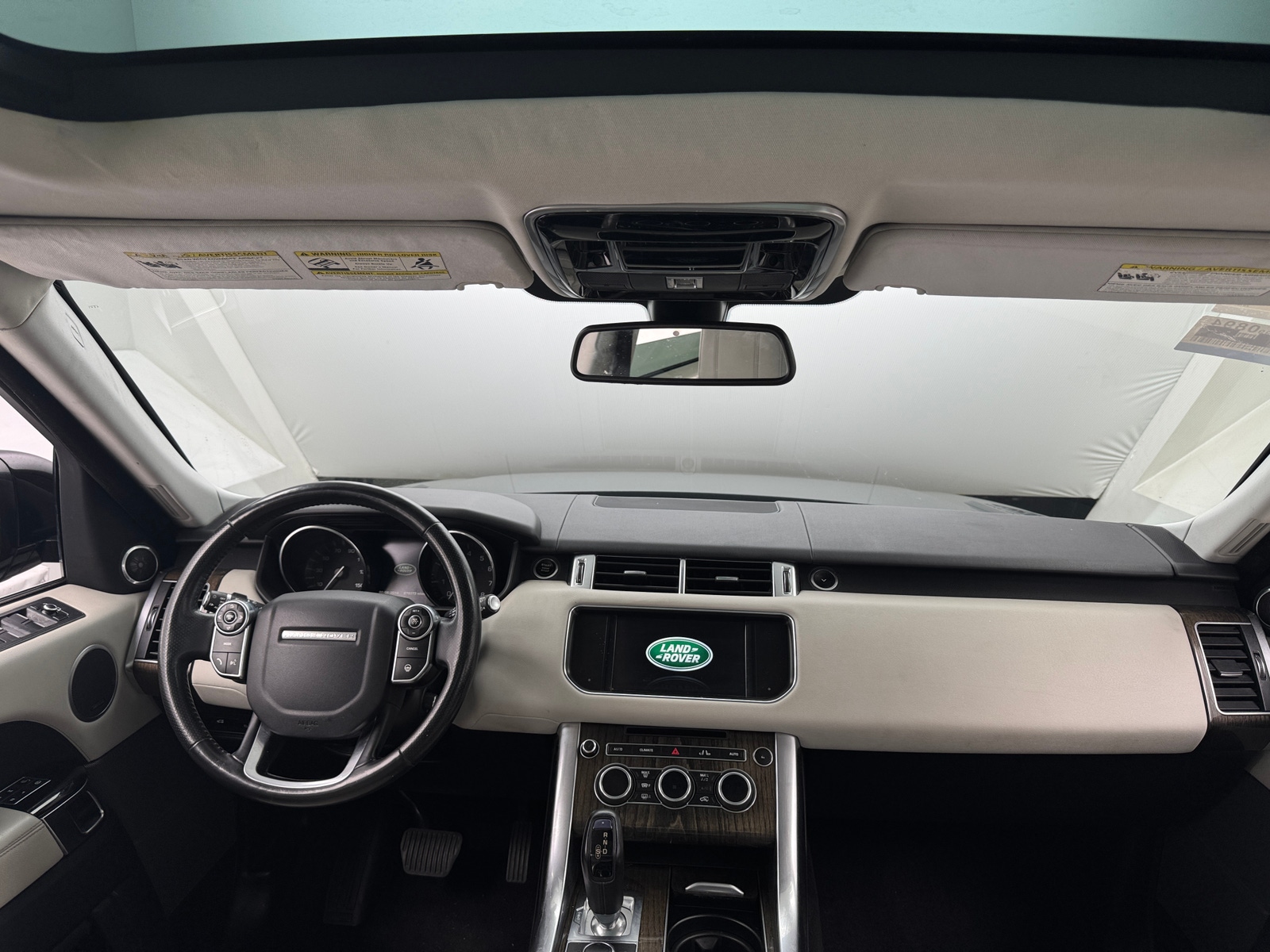 Thumbnail: 2015 Land Rover Range Rover Sport - 2