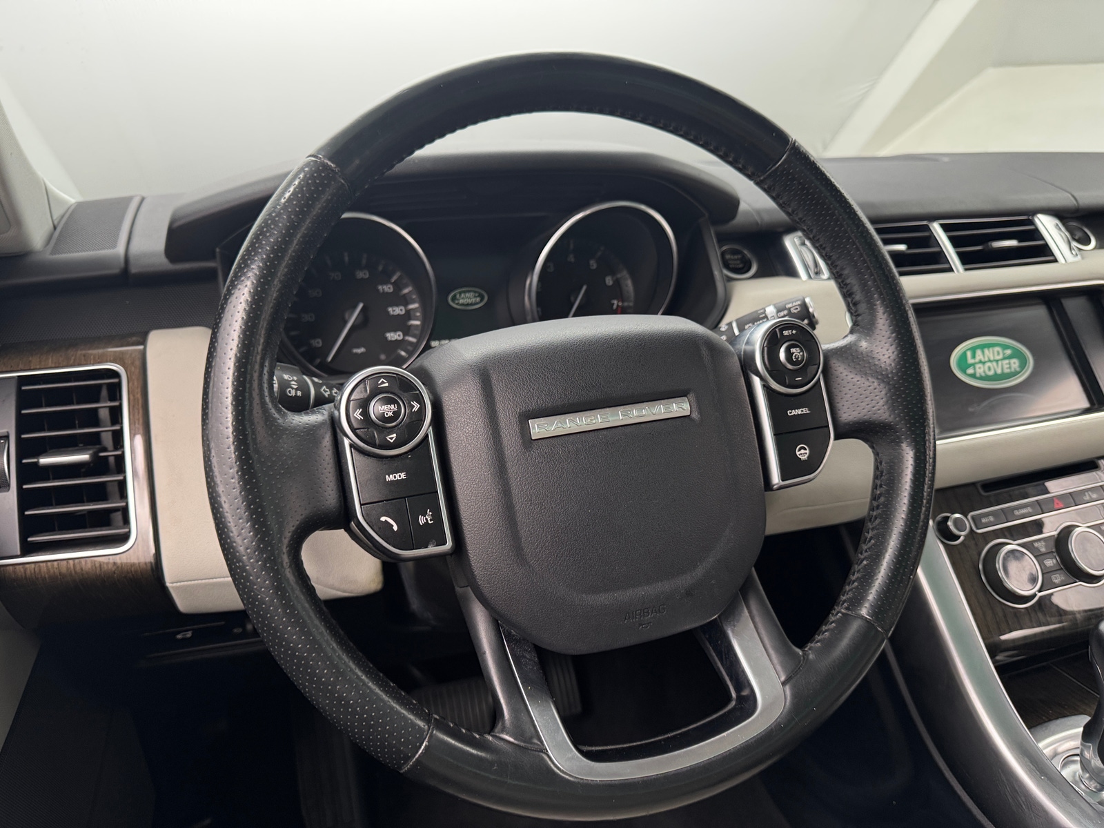 Thumbnail: 2015 Land Rover Range Rover Sport - 4