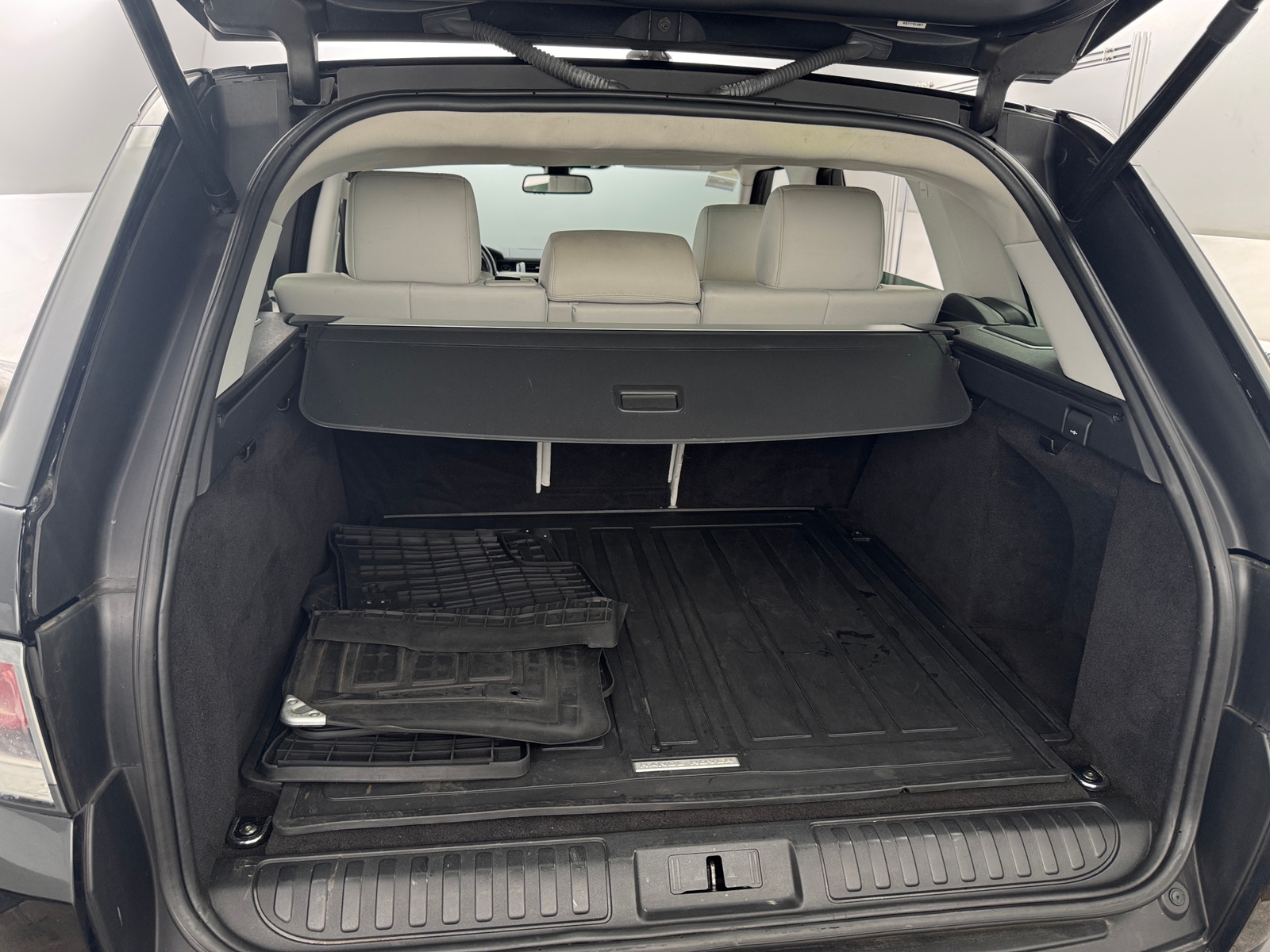 Thumbnail: 2015 Land Rover Range Rover Sport - 6