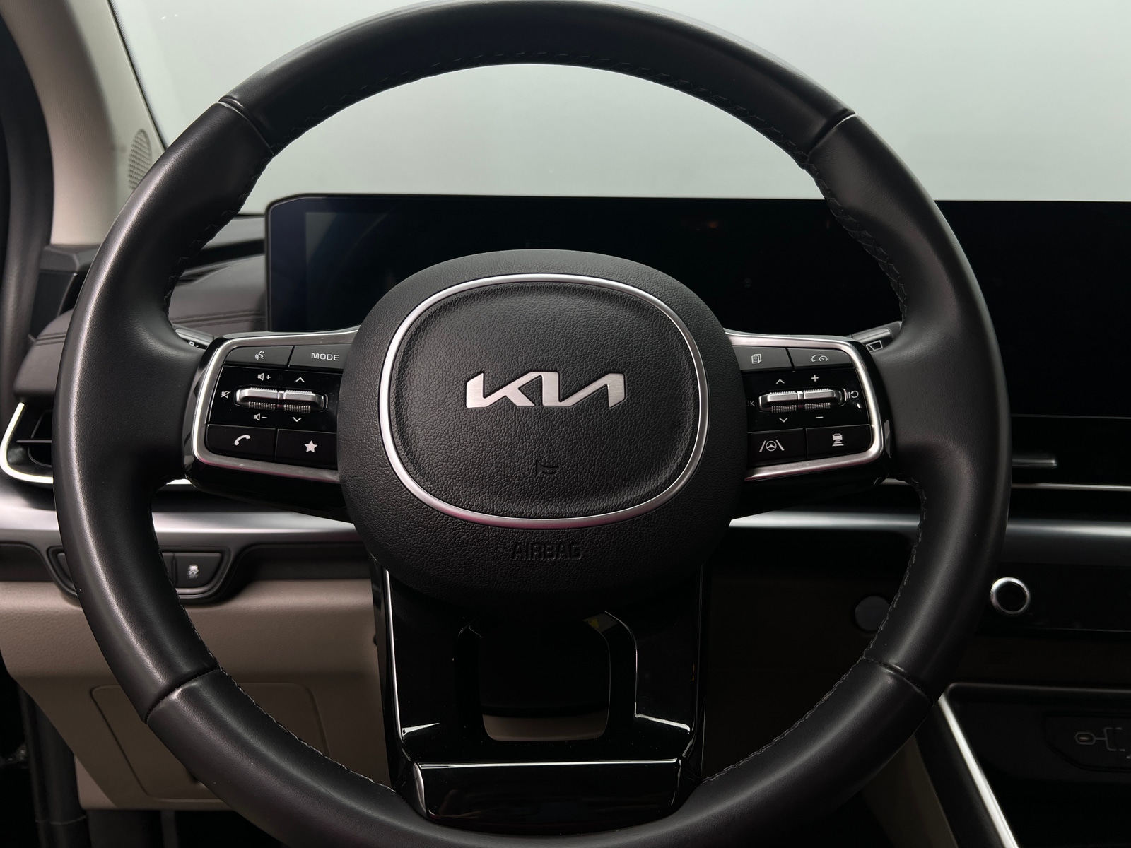 Thumbnail: 2025 Kia Carnival - 4