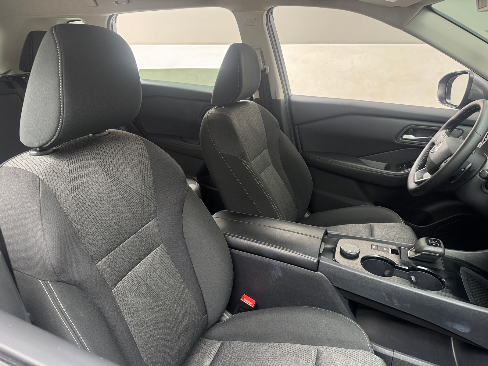 Thumbnail: 2025 Nissan Rogue - 2