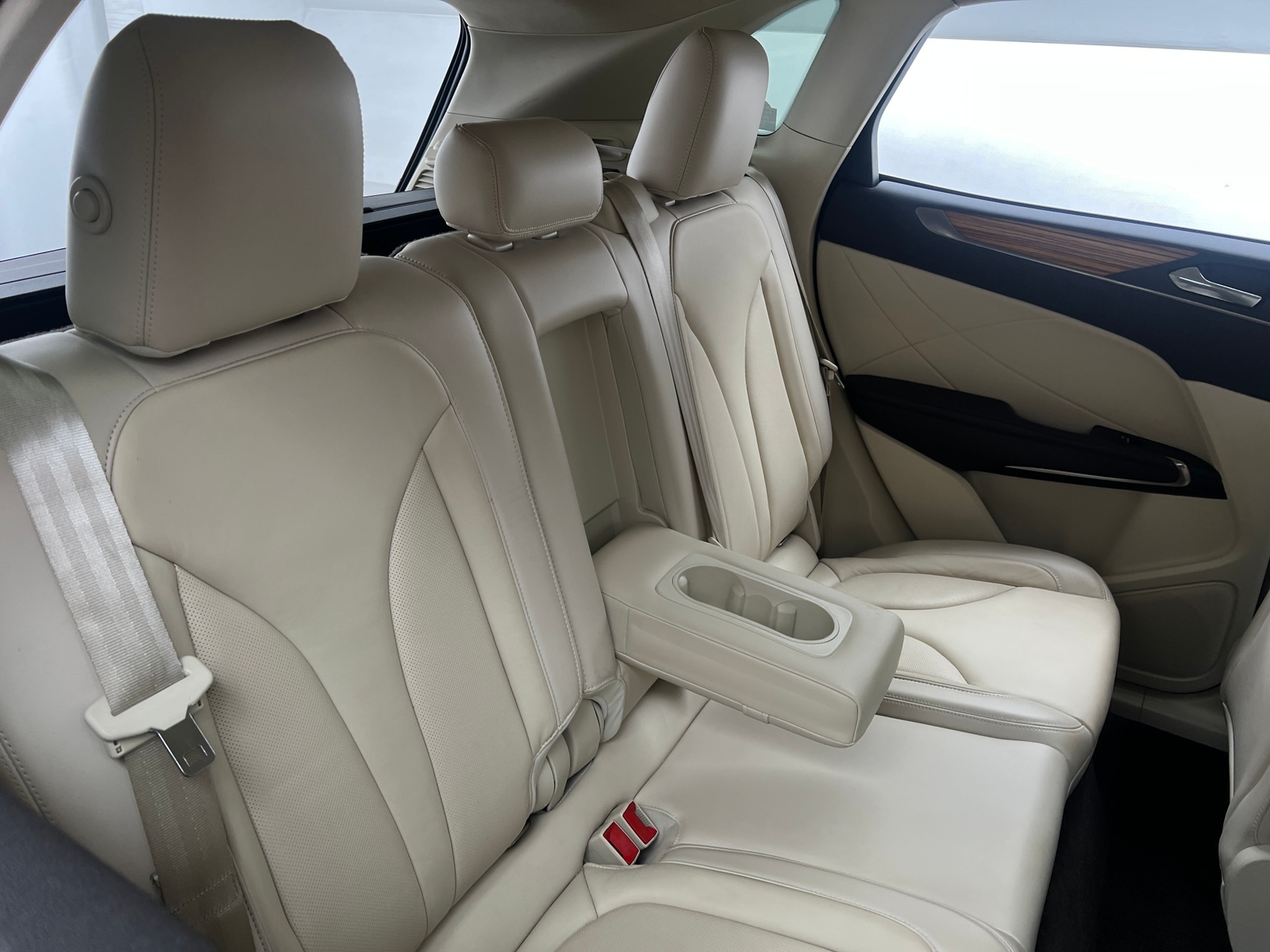 Thumbnail: 2016 Lincoln MKC - 5