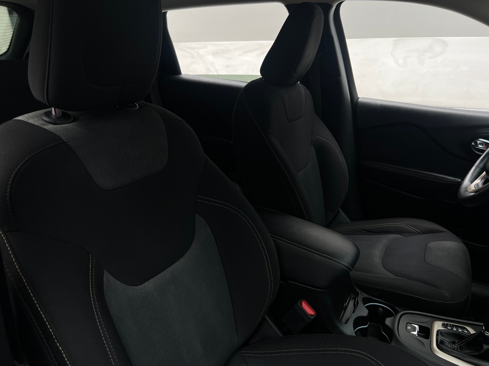 Thumbnail: 2016 Jeep Cherokee - 2