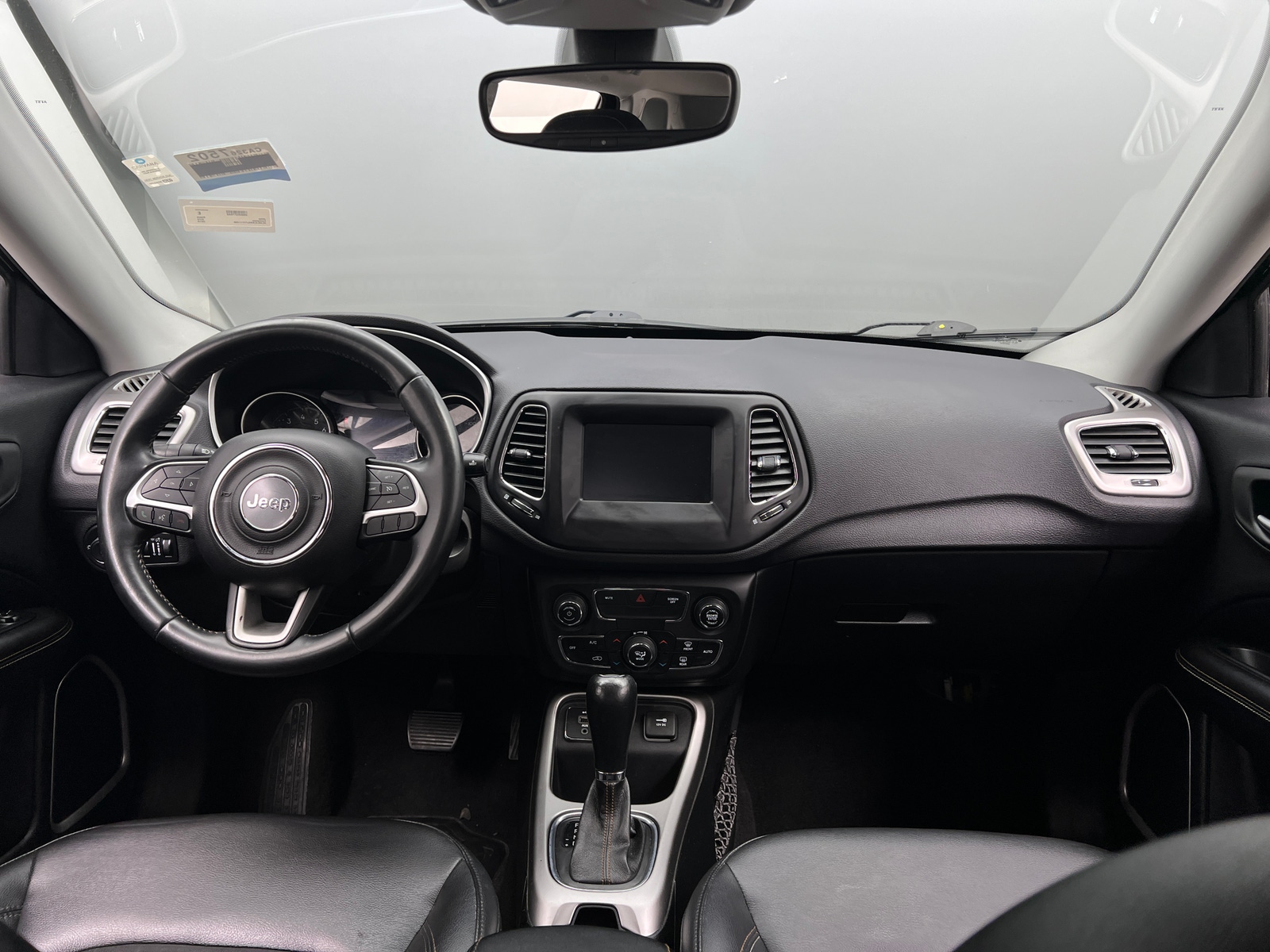 Thumbnail: 2018 Jeep Compass - 3