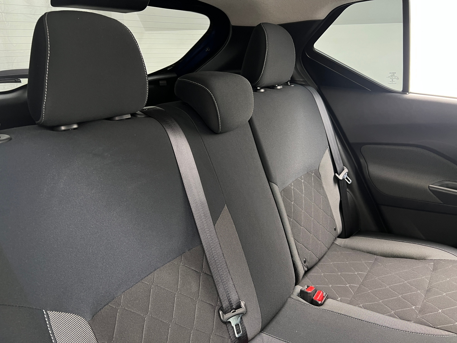 Thumbnail: 2018 Nissan Kicks - 6