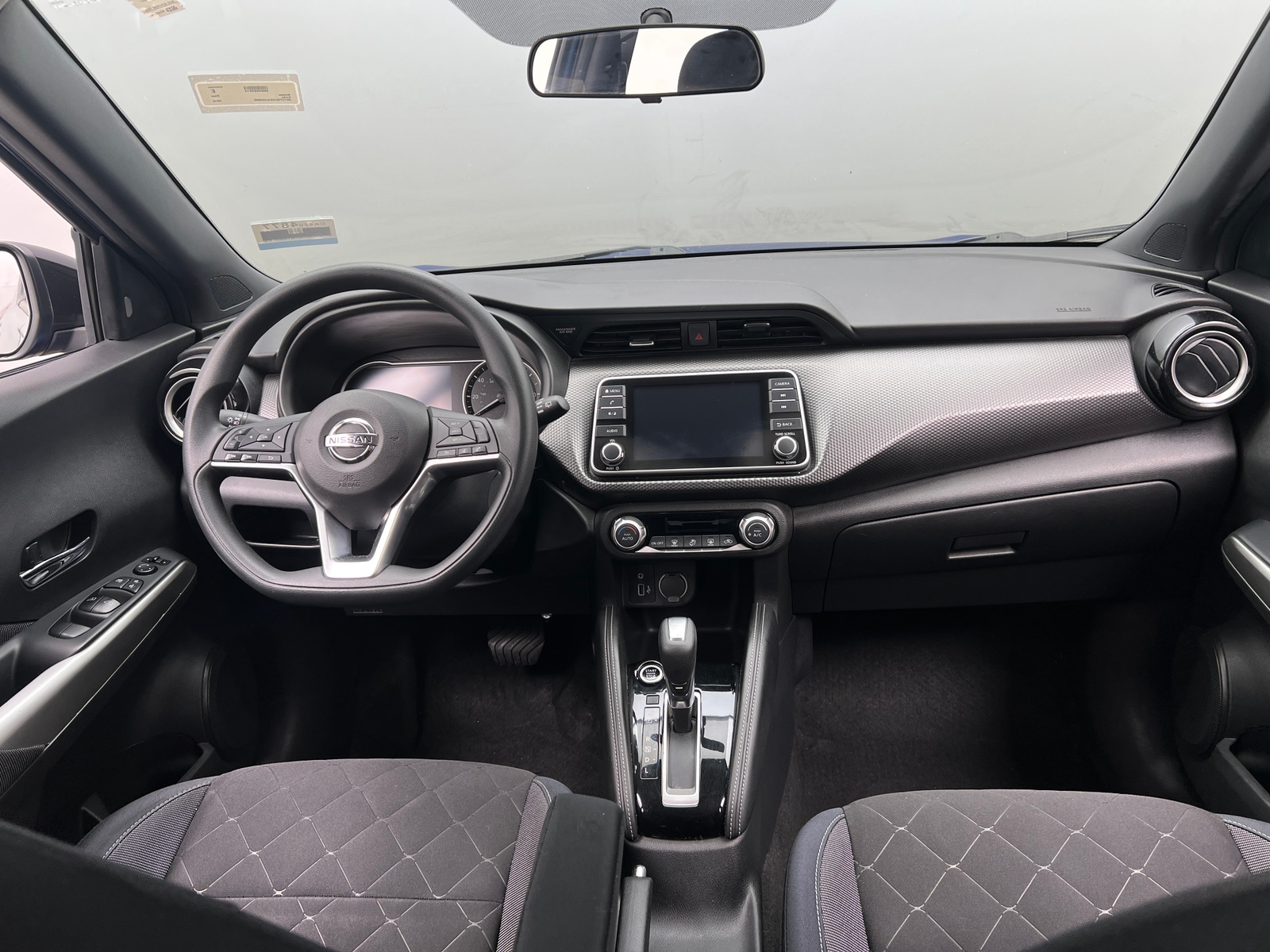 Thumbnail: 2018 Nissan Kicks - 3