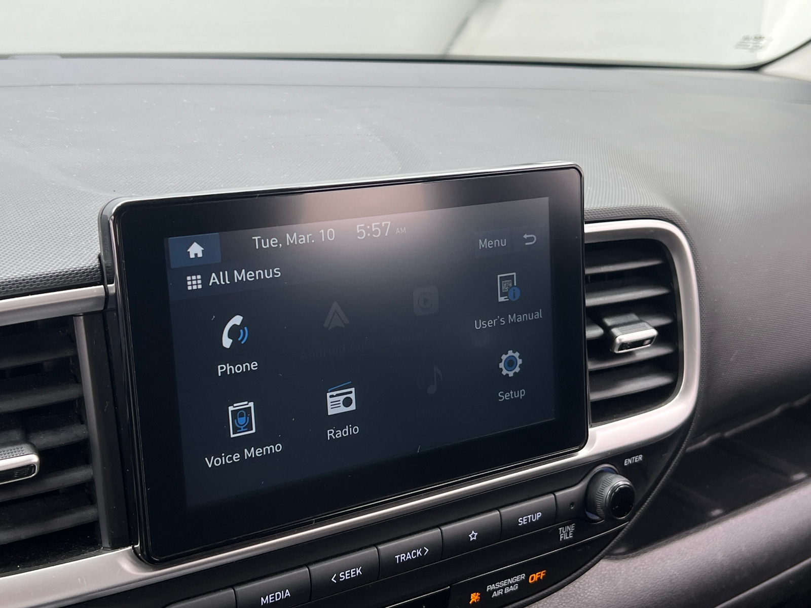 Thumbnail: 2021 Hyundai Venue - 4