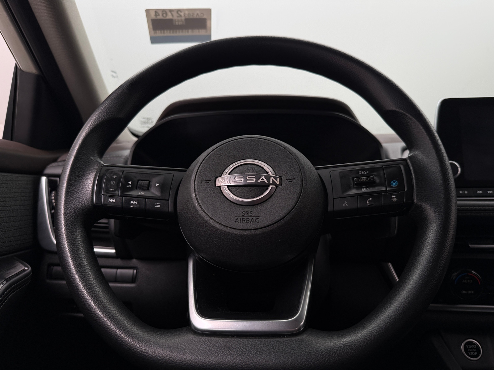 Thumbnail: 2023 Nissan Rogue - 5