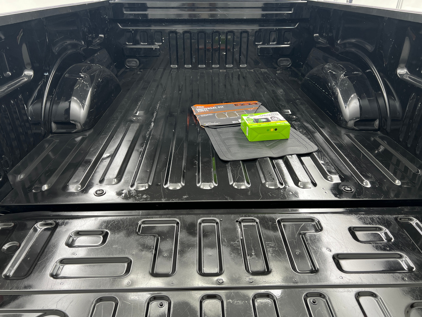 Thumbnail: 2022 Ford Econoline - 7