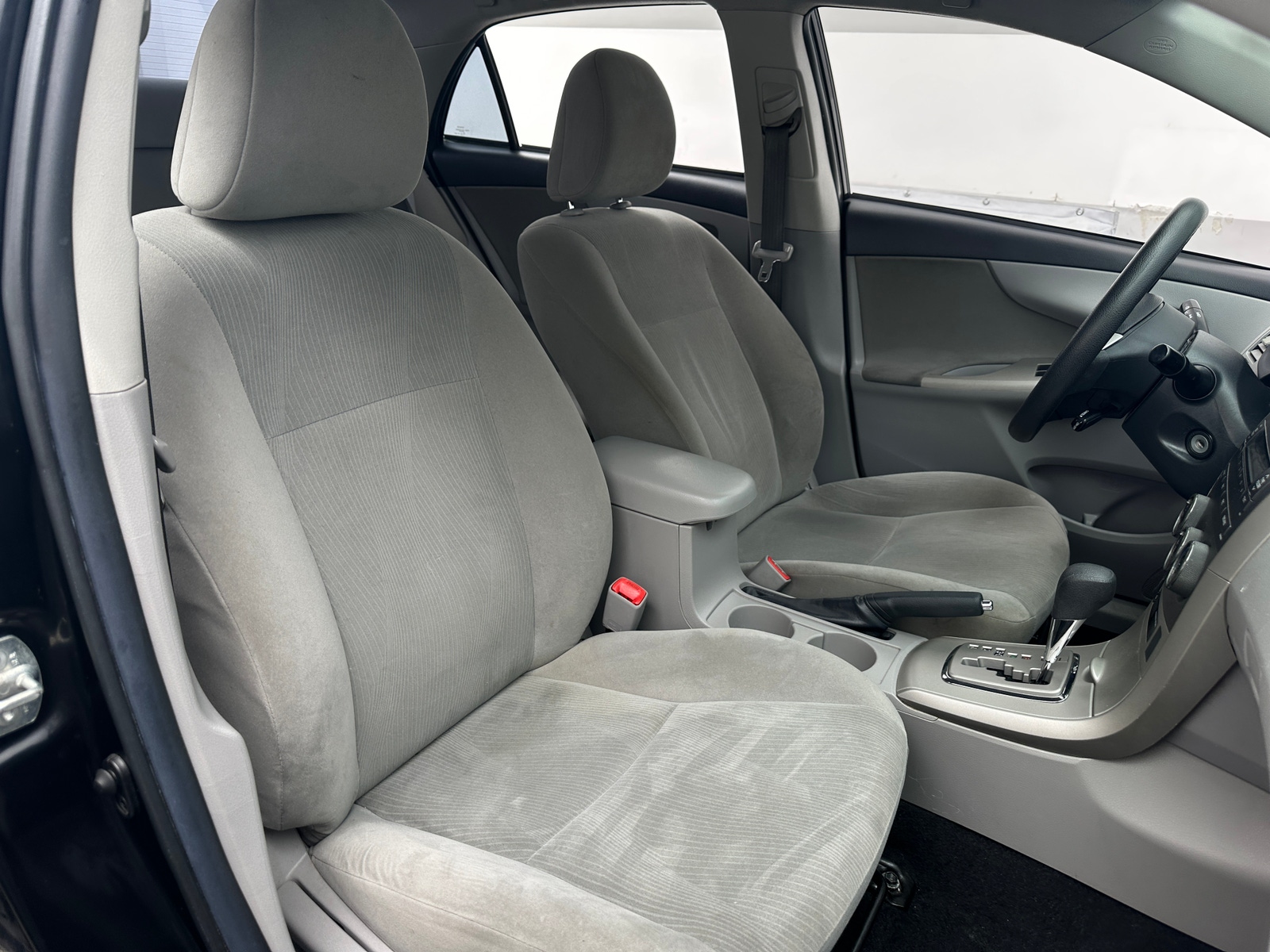 Thumbnail: 2011 Toyota Corolla - 2